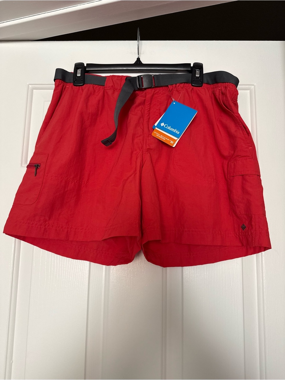 Columbia Women's L Sandy River Cargo Shorts Red 6" Inseam NWT Omni-Shade UPF 30